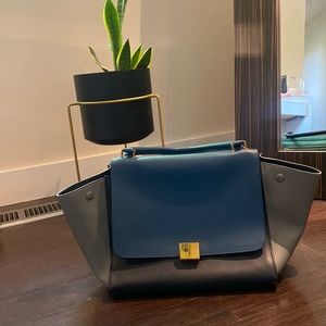 Celine trapeze purse